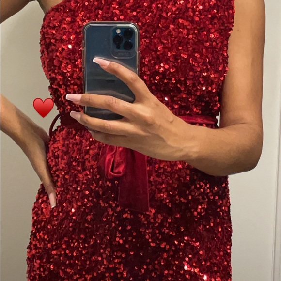Red Premium Velvet Sequin One Shoulder Tie Waist Midi by PRETTY LITTLE THING ✨♥️ - Picture 6 of 6